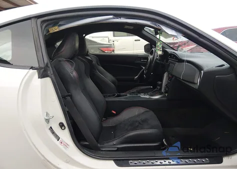 2015 Subaru Brz Limited z USA, uszkodzony, nr VIN JF1ZCAC16F8606265